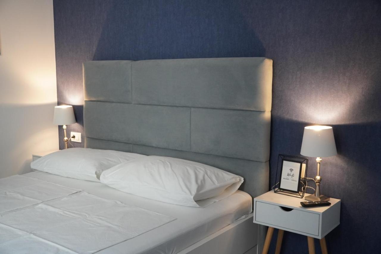 Blue Shell Trogir Apartment ภายนอก รูปภาพ