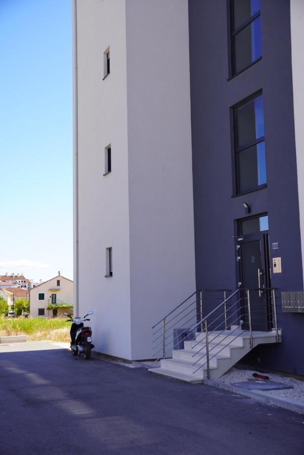 Blue Shell Trogir Apartment ภายนอก รูปภาพ