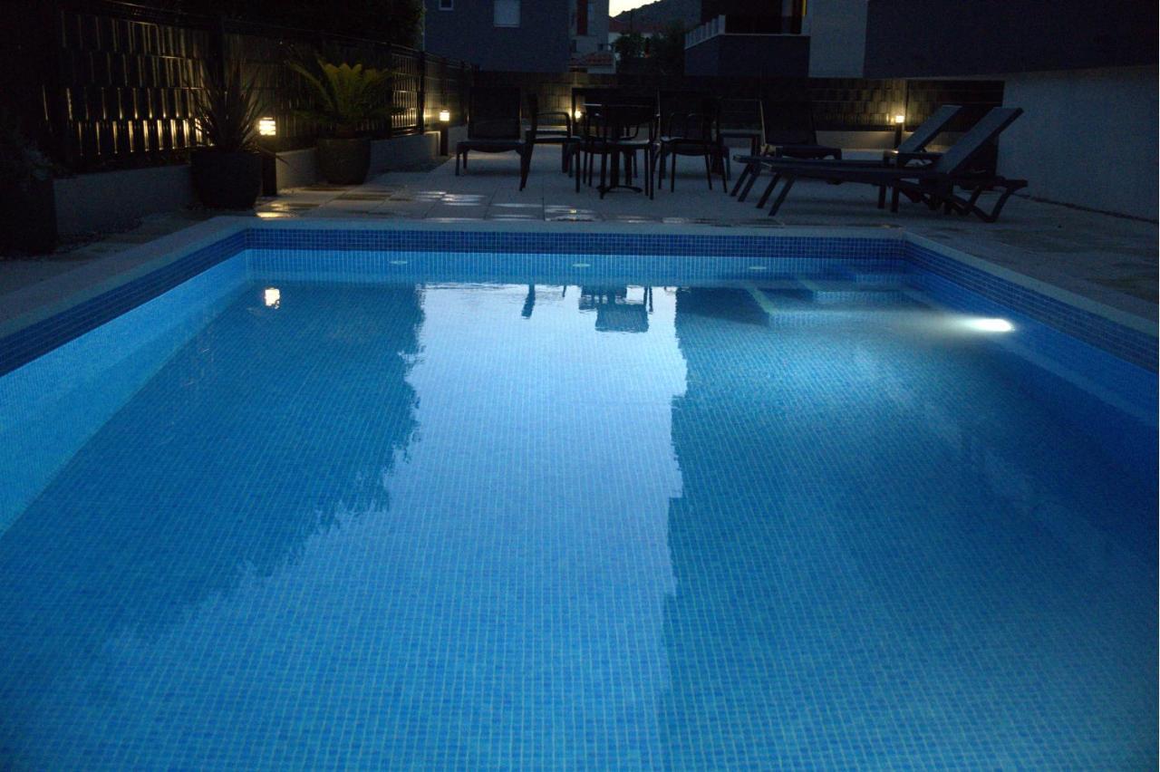 Blue Shell Trogir Apartment ภายนอก รูปภาพ