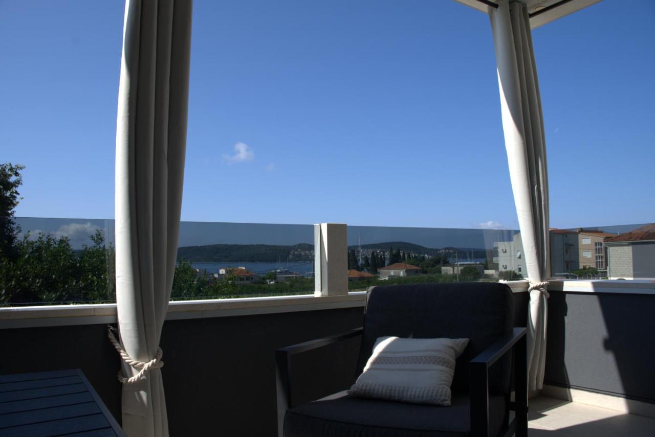 Blue Shell Trogir Apartment ภายนอก รูปภาพ